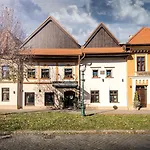 Boutique Hviezdoslav فندق