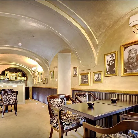Boutique Hviezdoslav Otel 4*